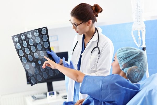 Benefits of visiting a neurologist